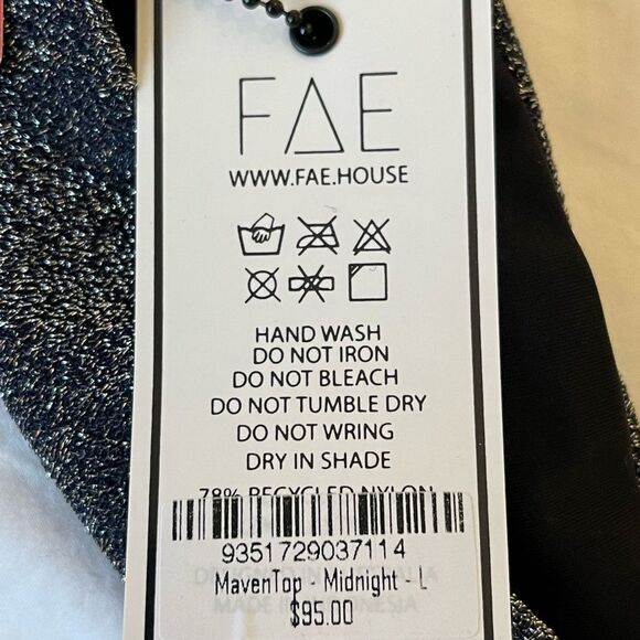 FAE Swim MAVEN Bikini Top - Midnight - Scooped Neckline - Sustainable - Picture 8 of 11